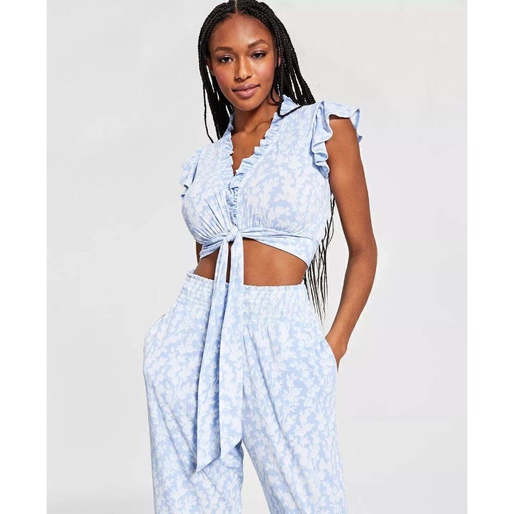 Bar III Petite Bloom Flutter-Sleeve Top, PS, Bloom Serenade (blue)